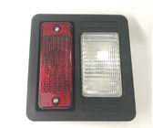 Material plástico 6670284 de cola de la lámpara de las partes del cuerpo autos rojas del reemplazo para el LINCE